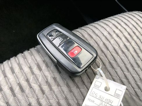 Used 2024 Toyota 4Runner SR5 image 13