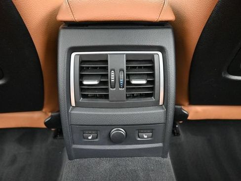 Used 2017 BMW 330i Sedan RWD image 24