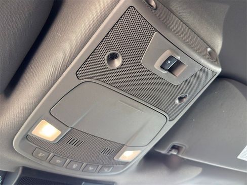 Used 2019 Ford F150 Lariat w/ Equipment Group 502A Luxury image 31