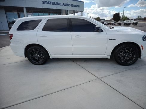 Used 2022 Dodge Durango R/T w/ Blacktop Package AWD/4WD image 2