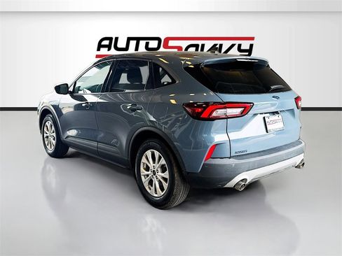 Used 2025 Ford Escape Active image 5