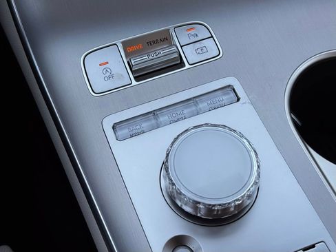 New 2026 Genesis GV70 2.5T Select image 36