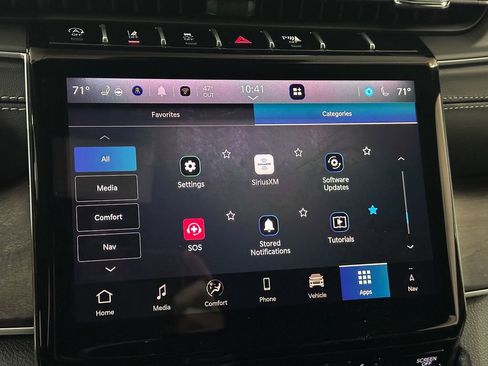 New 2025 Jeep Grand Cherokee Limited image 40