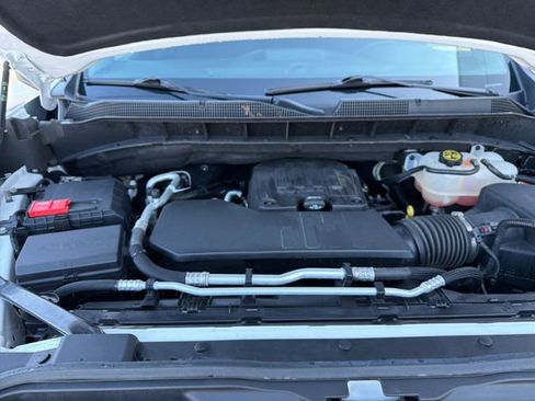 Used 2023 Chevrolet Silverado 1500 Custom image 25