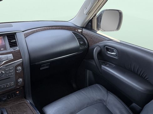 Used 2017 INFINITI QX80 4WD w/ Driver Assistance Package image 53