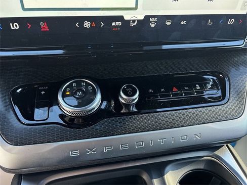 New 2026 Ford Expedition Max Platinum w/ Stealth Performance Package image 23