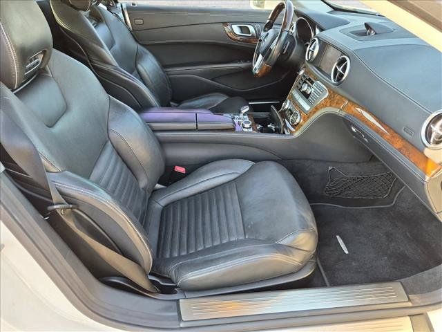 Used 2013 Mercedes-Benz SL 550 image 19