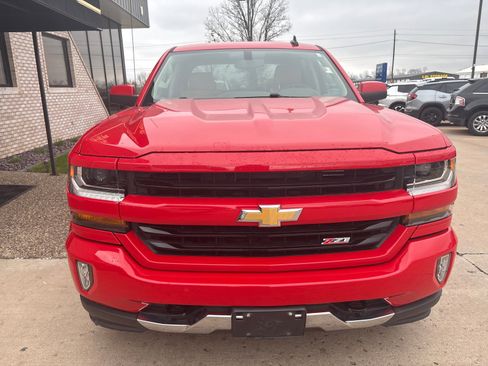 Used 2018 Chevrolet Silverado 1500 LT w/ All Star Edition image 6