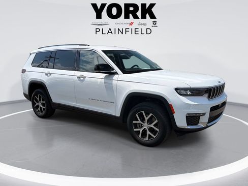 Used 2023 Jeep Grand Cherokee L Limited AWD/4WD image 3