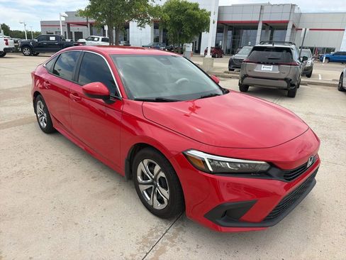 Used 2022 Honda Civic LX image 3