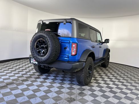 Used 2024 Ford Bronco Wildtrak image 5