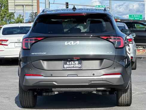 New 2026 Kia Sportage EX AWD/4WD image 5