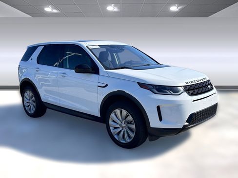 Used 2020 Land Rover Discovery Sport SE image 5
