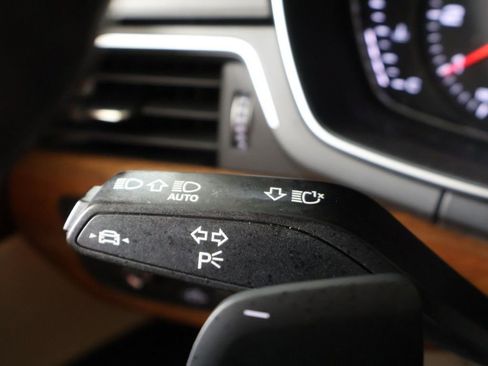 Used 2023 Audi A4 2.0T Premium w/ Convenience Package AWD/4WD image 41