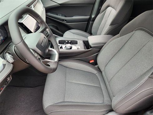 New 2026 Jeep Cherokee Laredo image 9