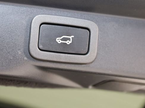 Used 2021 Land Rover Range Rover Sport HSE Silver Edition image 50