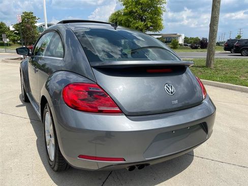 Used 2013 Volkswagen Beetle TDI FWD image 48