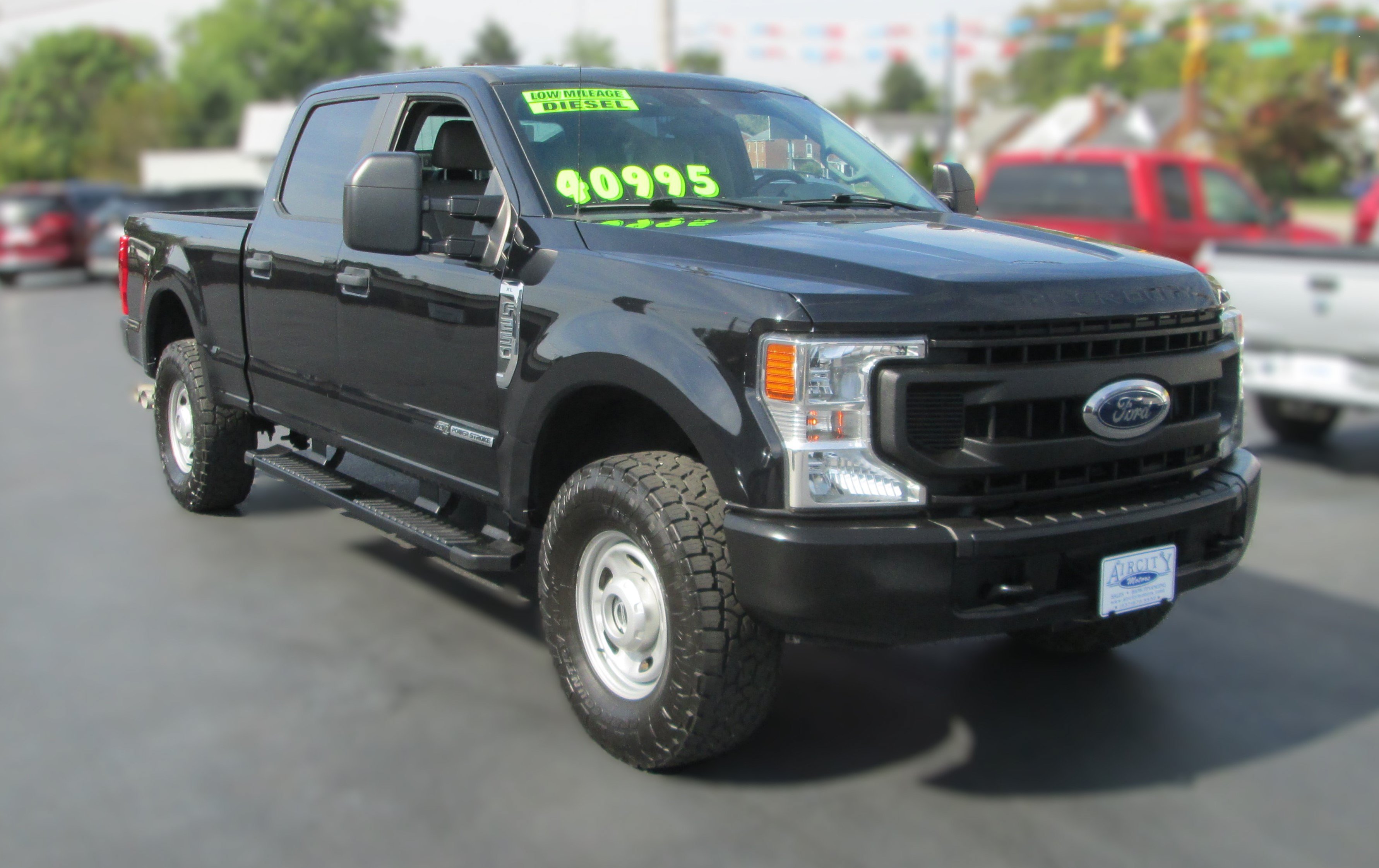 Used 2020 Ford F250 XL w/ FX4 Off-Road Package AWD/4WD image 1