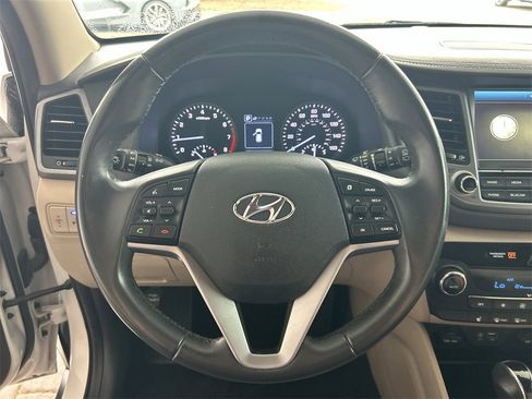 Used 2017 Hyundai Tucson Limited image 16