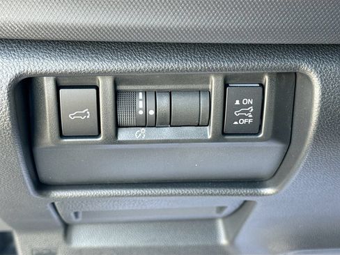 Used 2025 Subaru Forester Limited AWD/4WD image 10