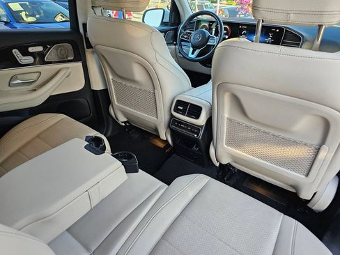 Used 2022 Mercedes-Benz GLS 450 4MATIC image 19