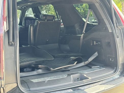 Used 2021 Cadillac Escalade Sport Platinum RWD image 34