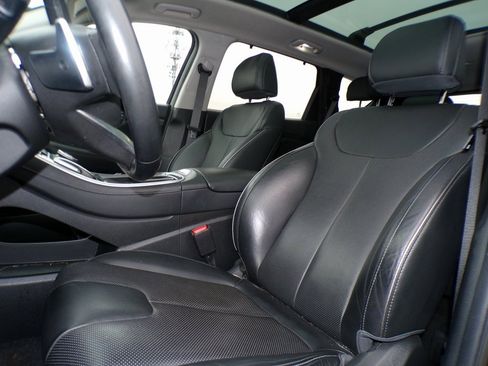 Used 2022 Hyundai Santa Fe SEL w/ Convenience + Premium Package image 12