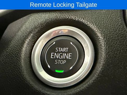 Used 2024 Chevrolet Colorado W/T AWD/4WD image 20