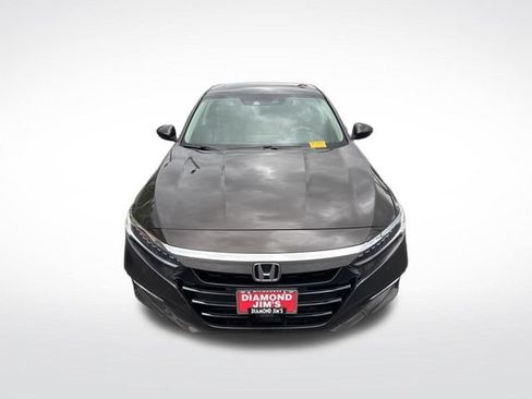 Used 2018 Honda Accord Touring image 8