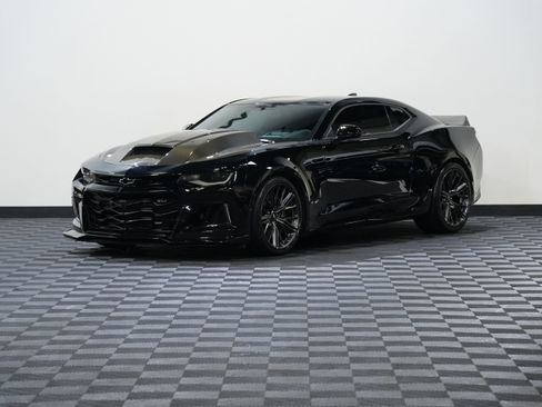 Used 2018 Chevrolet Camaro ZL1 RWD image 3