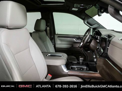 Used 2022 GMC Sierra 1500 SLT w/ SLT Premium Plus Package AWD/4WD image 23