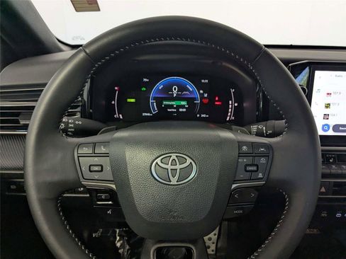 Certified 2025 Toyota Camry SE w/ Multimedia Upgrade Package FWD image 17