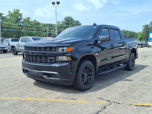 Used 2021 Chevrolet Silverado 1500 Custom w/ Rally Edition AWD/4WD image 3