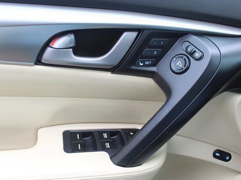 Used 2009 Acura TL w/ Technology Package image 9