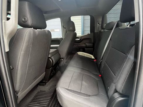 Used 2022 Chevrolet Silverado 1500 Custom AWD/4WD image 10
