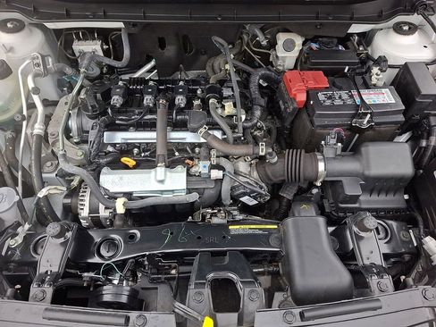 Certified 2024 Nissan Kicks SV image 27