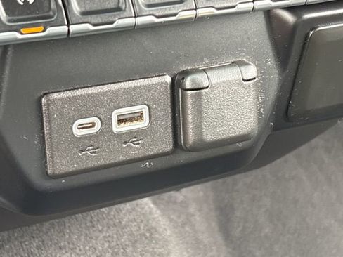 Used 2021 GMC Sierra 1500 SLE AWD/4WD image 20