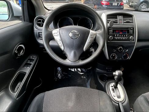 Used 2017 Nissan Versa SV image 6