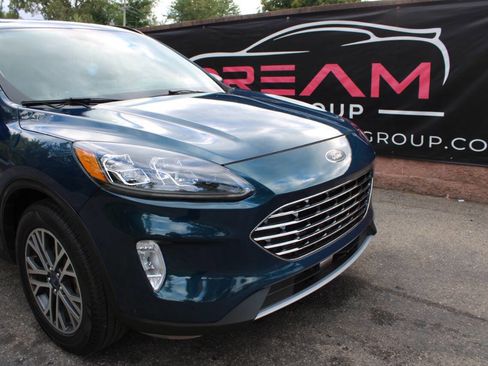 Used 2020 Ford Escape SEL image 21