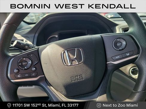 Used 2021 Honda Pilot EX image 10