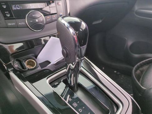 Used 2016 Nissan Sentra SL image 12