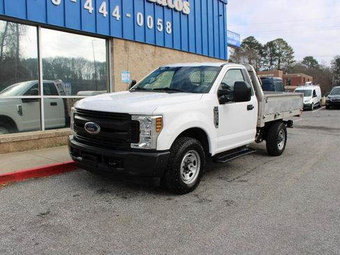 Used 2019 Ford F250 XL image 3