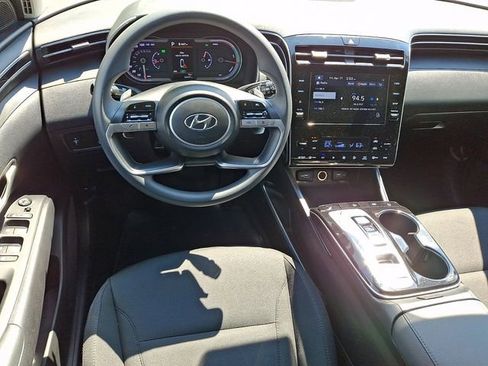 Used 2022 Hyundai Tucson Blue AWD/4WD image 12