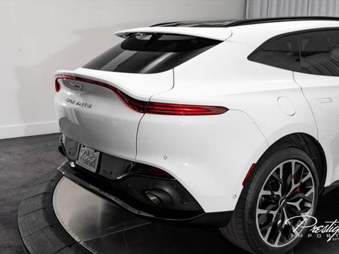 Used 2021 Aston Martin DBX AWD/4WD image 20