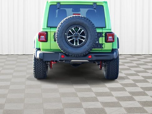 New 2026 Jeep Wrangler Unlimited Rubicon AWD/4WD image 33