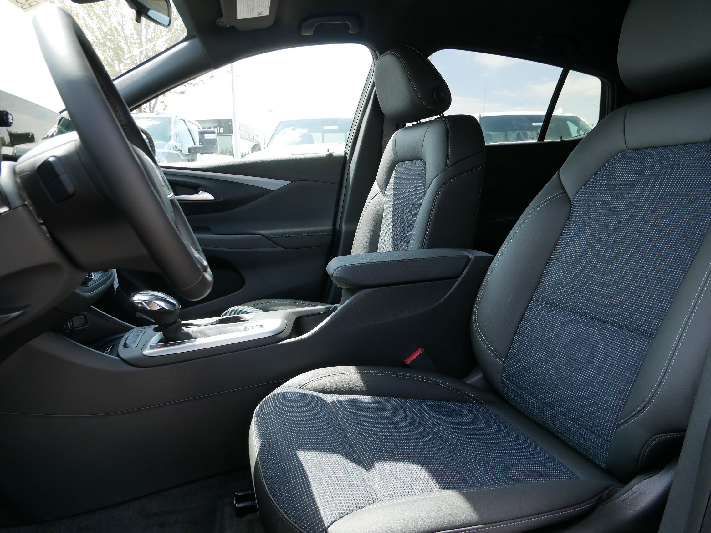New 2026 Buick Envista Sport Touring w/ Convenience I Package FWD image 4