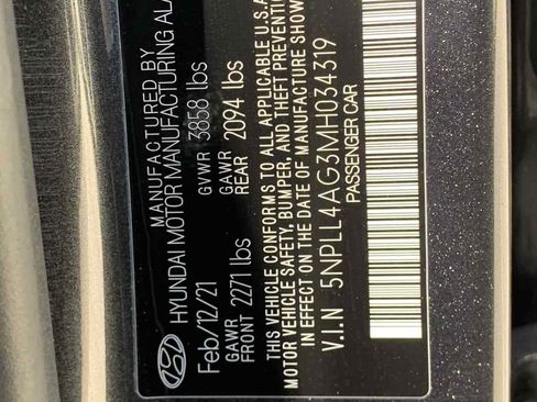 Used 2021 Hyundai Elantra SE image 9