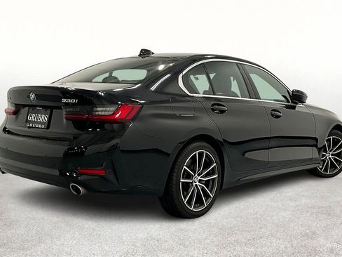 Used 2022 BMW 330i xDrive Sedan image 2