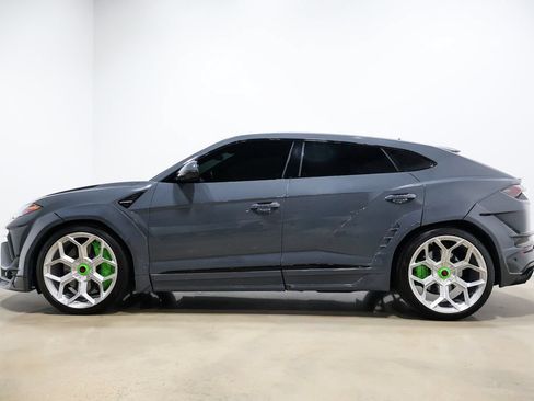 Used 2023 Lamborghini Urus S AWD/4WD image 13
