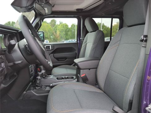 New 2026 Jeep Gladiator Sport AWD/4WD image 16